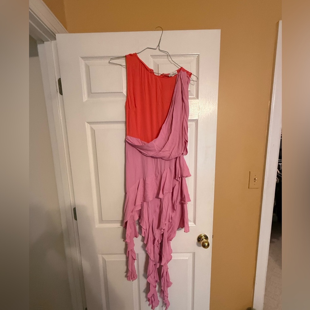 Lacadwmie size S with tags Two-Tone Coral and Pink Asymmetric Ruffle Dress